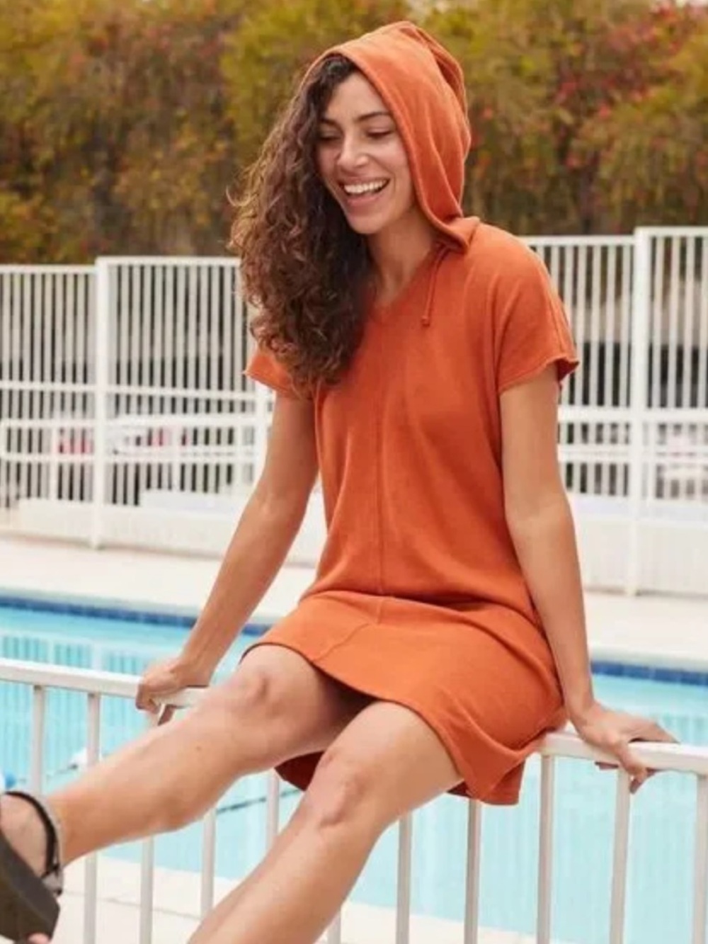 Toad & Co Equip Hooded SS Dress in rust